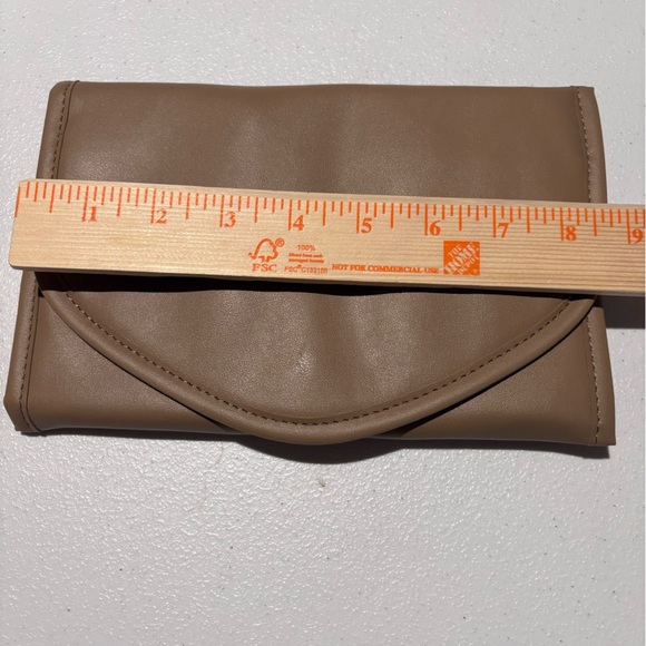 8 Other Reasons Brown Faux Leather Travel Jewelry Organizer Roll Clutch - Picture 12 of 12